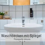 Benville - Terrasse & Tiefgarage Inklusive - Ruhige Lage - Altstadt 5 Autominuten Apartment Pirna