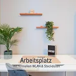 Benville - Terrasse & Tiefgarage Inklusive - Ruhige Lage - Altstadt 5 Autominuten Pirna