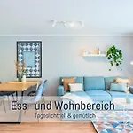Benville - Terrasse & Tiefgarage Inklusive - Ruhige Lage - Altstadt 5 Autominuten Pirna