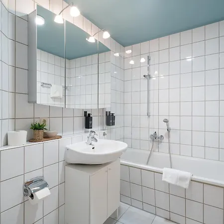 Benville Bv09 - Terrasse & Tiefgarage Inklusive - Ruhige Lage - Altstadt 5 Autominuten