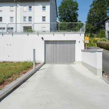 Benville - Modern - Familie - Terrasse * Pirna