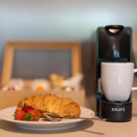 Benville Bv09 - Terrasse & Tiefgarage Inklusive - Ruhige Lage - Altstadt 5 Autominuten Pirna