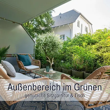 Benville - Terrasse Oder Balkon & Tiefgarage Inklusive - Ruhige Lage - Altstadt 5 Autominuten Appartement Pirna