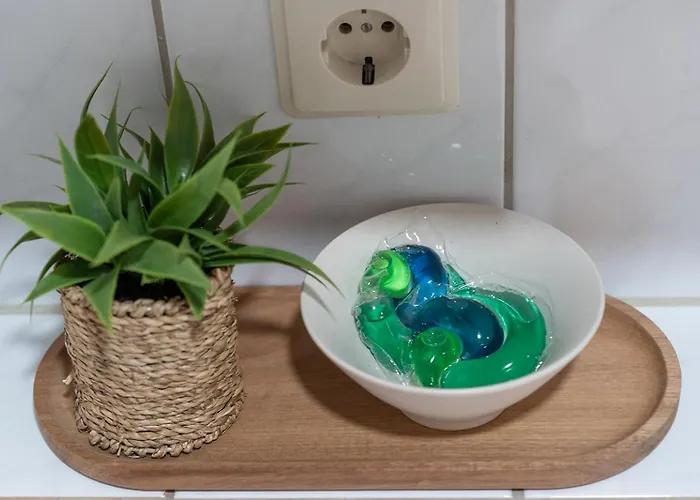 Benville Bv09 - Terrasse & Tiefgarage Inklusive - Ruhige Lage - Altstadt 5 Autominuten شقة *