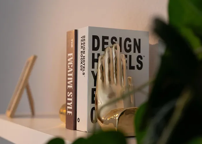 Benville Bv09 - Terrasse & Tiefgarage Inklusive - Ruhige Lage - Altstadt 5 Autominuten بيرنا