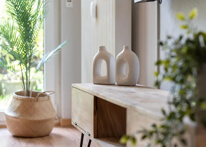 Benville Bv09 - Terrasse & Tiefgarage Inklusive - Ruhige Lage - Altstadt 5 Autominuten بيرنا